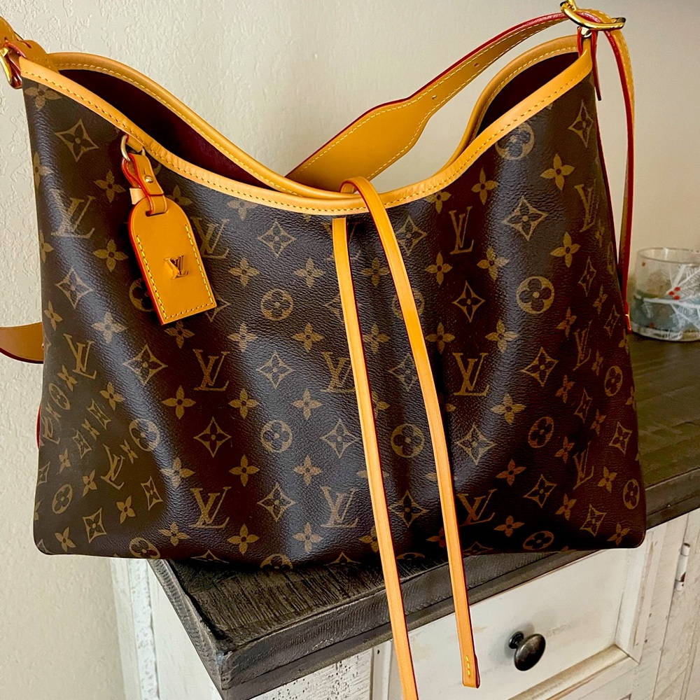 Louis Vuitton Carryall PM